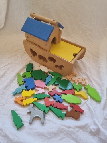 Noah ark wooden - ark, (wooden