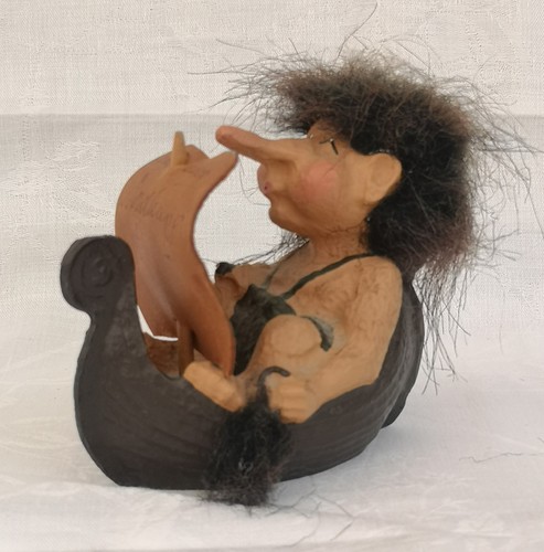 Vintage karasjok wooden - karasjok,