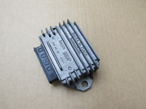 Piaggio 200e 2001 - 200e, regulator