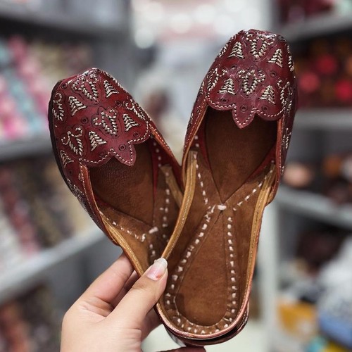 Pure leather punjabi jutti