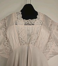 Vtg Peignoir Set Size small