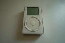 Apple iPod Classic 2nd Generation 20GB A1019 EMC 1942 2002