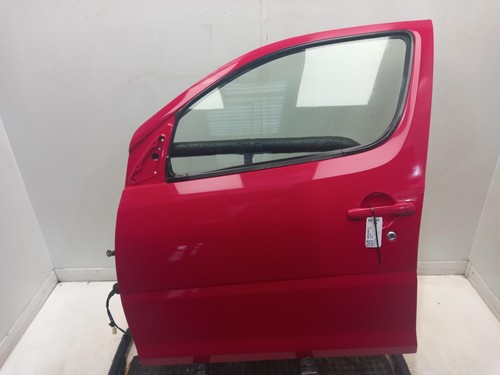 Daihatsu yrv left front - daihatsu,