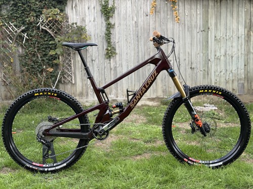 2022 santa cruz - santa, nomad