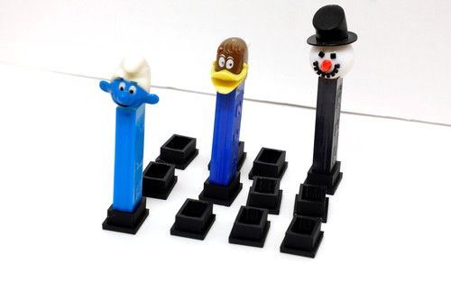 Pez vintage dispenser - pez,