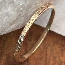 9ct Solid  Gold Hammered