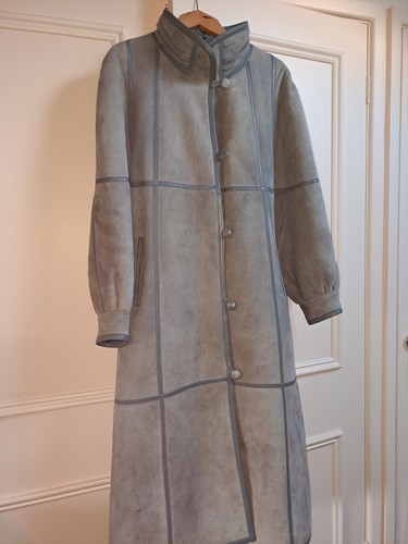Full length lambs - full, coat