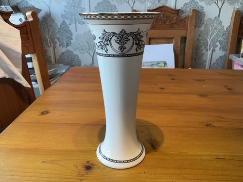 Stunning wedgwood contrasts - wedgwood,