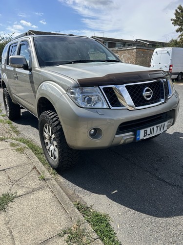 Nissan pathfinder tekna 5 - tekna, 2.5