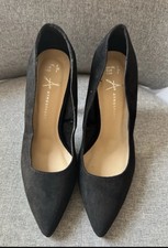 Black Suede Stiletto Shoes