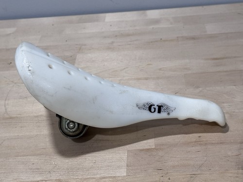 Oldschool seat white - seat, bmx