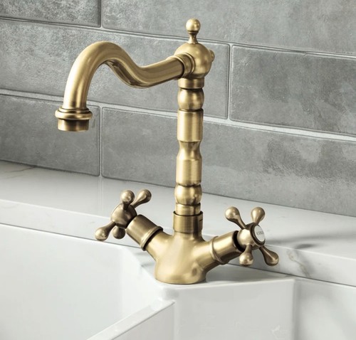 Classic sink mono mixer