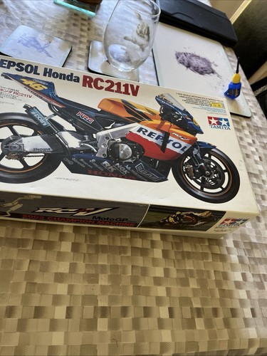 Tamiya scale repsol honda - tamiya,