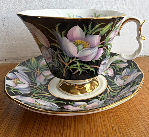 Royal albert bone china - royal,