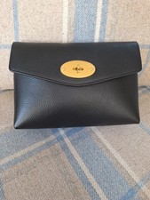 BNWOT MULBERRYDarley Cosmetic