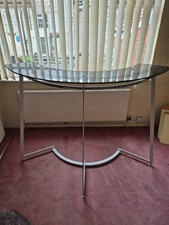 Glass Top Clothes Rail Retail