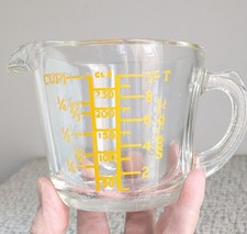 50s 60s Vintage Retro Yellow