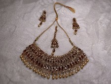 Indian Bridal Jewellery Set Gold Choker Faux Kundan/Stone & Pearl Necklace