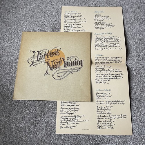 Neil young harvest vinyl - young,