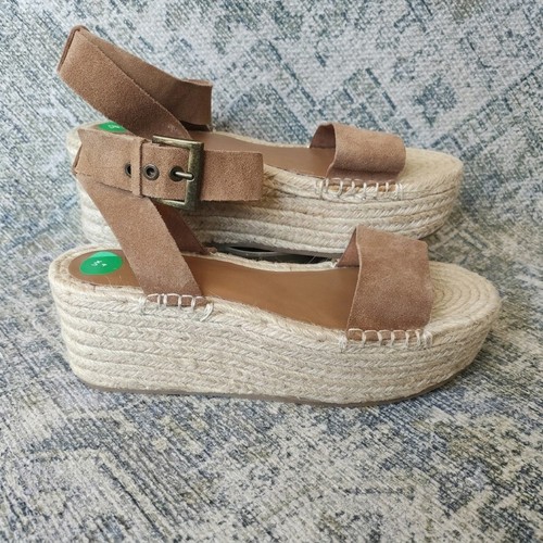 Pull bear platform - &,