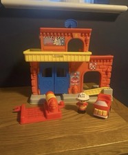 Fisher Price Little People