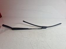 VOLKSWAGEN POLO 2010 RIGHT