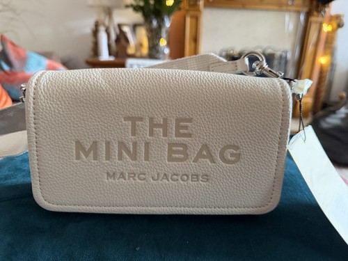 Brand new marc - jacobs, the