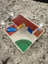 Micro Machines, Suburban