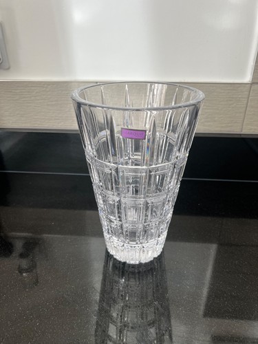 Marquis crosby vase clear - 9",