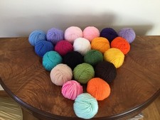 533g Job Lot 21 Balls Various