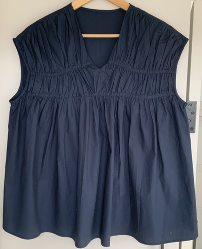 New shein navy smock top - new,