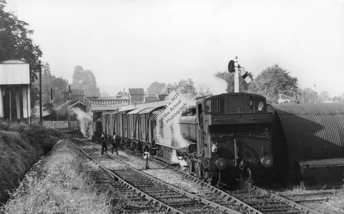 Tiverton train station - station, (devon)
