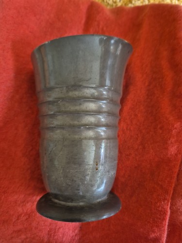 Pewter pint jug - 1,