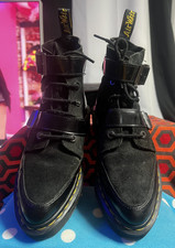 1088/21 Womens USED Black