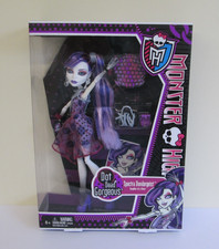 Monster High Dot Dead Gorgeous Spectra Vondergeist  Doll BNIB.