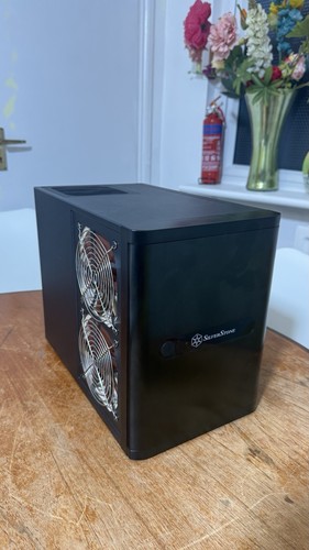 Silverstone small form factor - form,