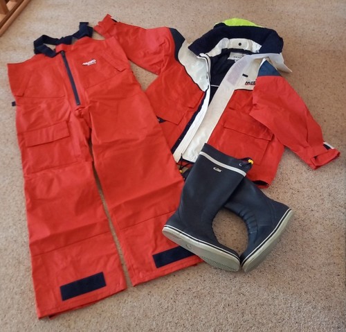Musto ocean jacket and - ocean,