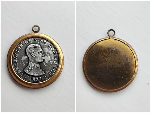 Commemorative medal - , to