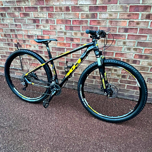Mountian bike 29er - , hardtail