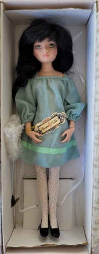 Ellowyne wild doll - ellowyne, a