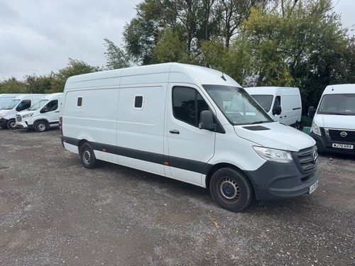 2020 mercedes sprinter - 70,