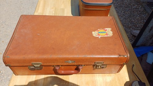 Vintage brown leather - brown,