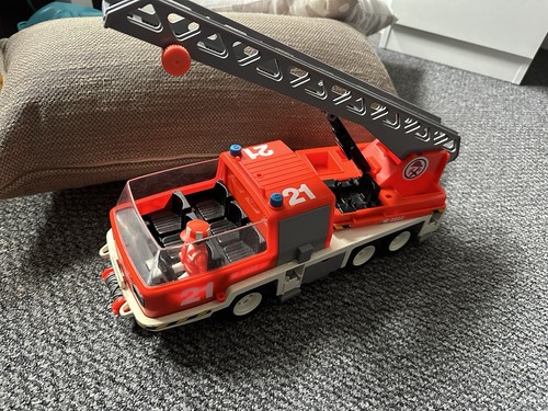 Playmobil fire engine - playmobil,
