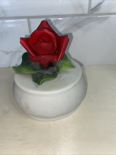 Vintage music box romantic