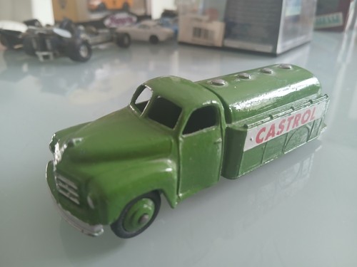 Dinky toys 441 castrol - 441,
