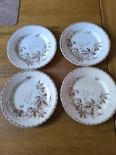 Opaque porcelain from Gien