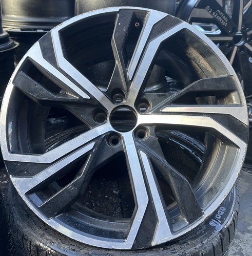 Genuine volvo dimond cut - 19”,