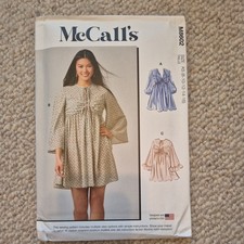 McCall's SEWING PATTERN M8602