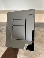 Grohe skate cosmopolitan flush plate Chrome 66692045 - New Boxed