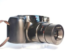 FILM TESTED Fuji FZ-2000 Zoom